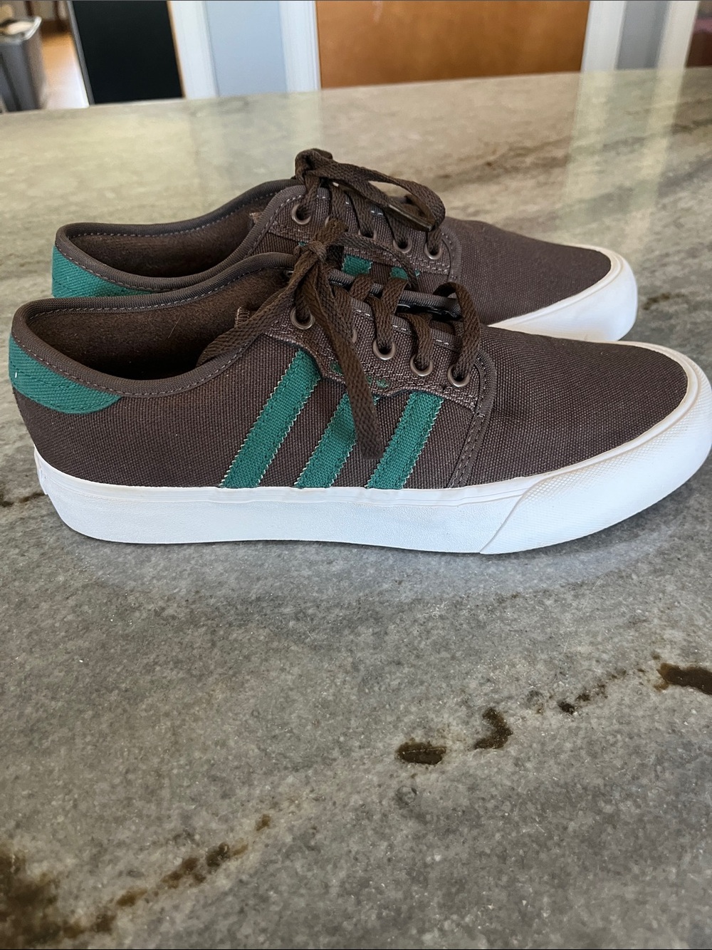 Men's Adidas Originals Seeley XT Sneakers - size 8 - Picture 4 of 10
